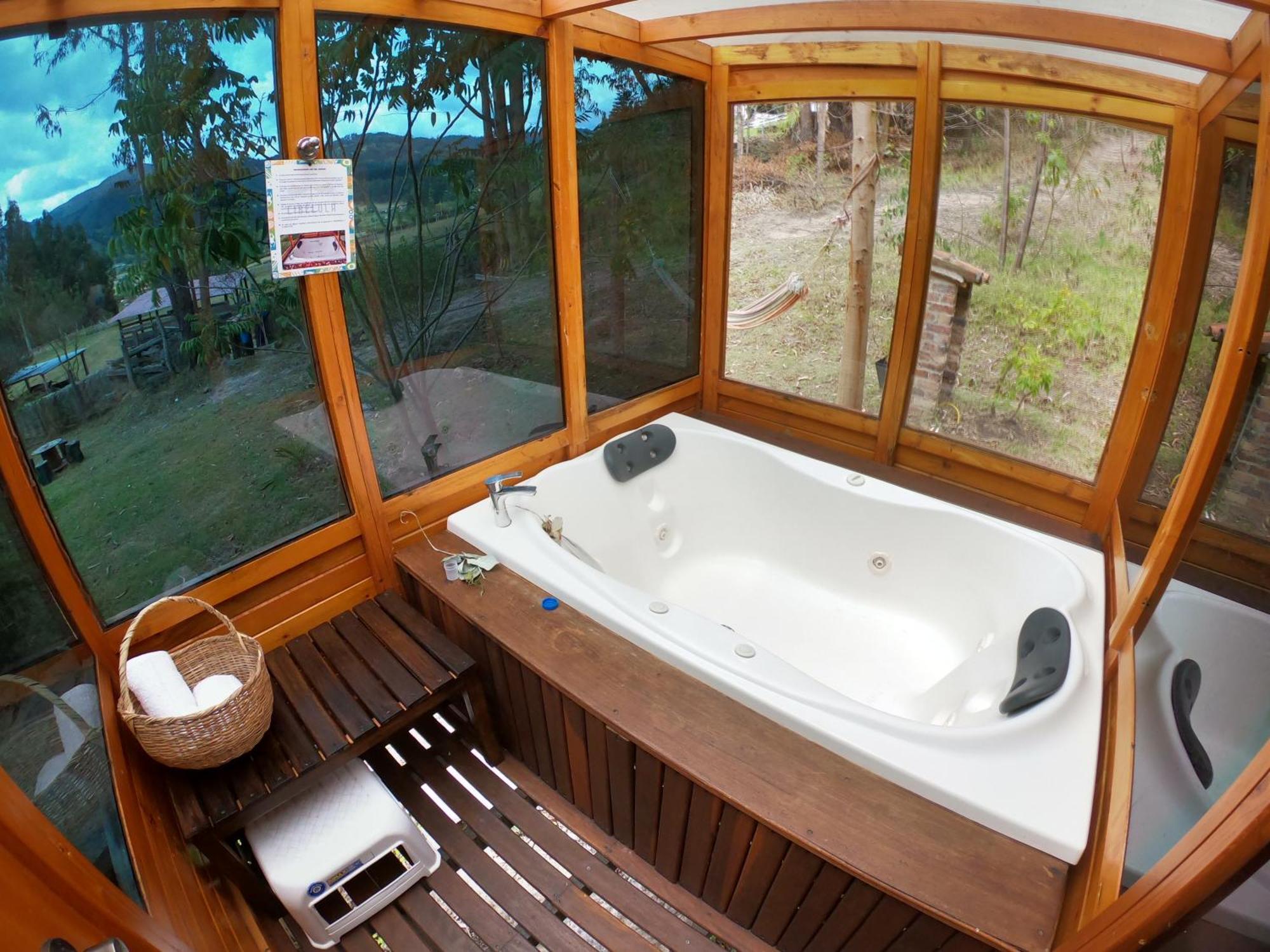 Libelula Glamping Con Jacuzzi *